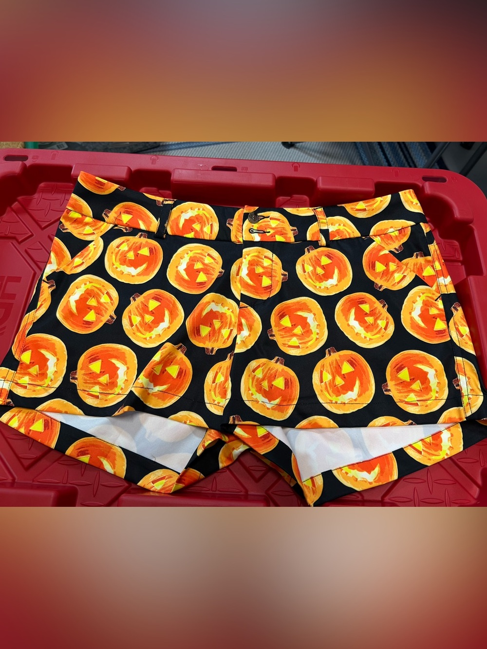 EUC Loudmouth Women's Black & Orange Pumpkin Halloween Shorts size 12